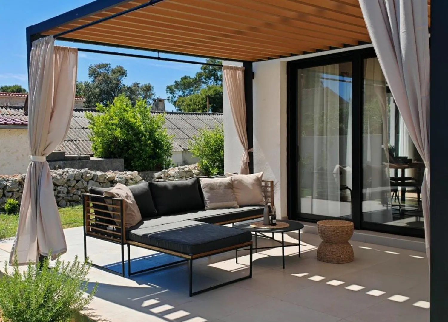 Holiday House Lopar Silba 0*,